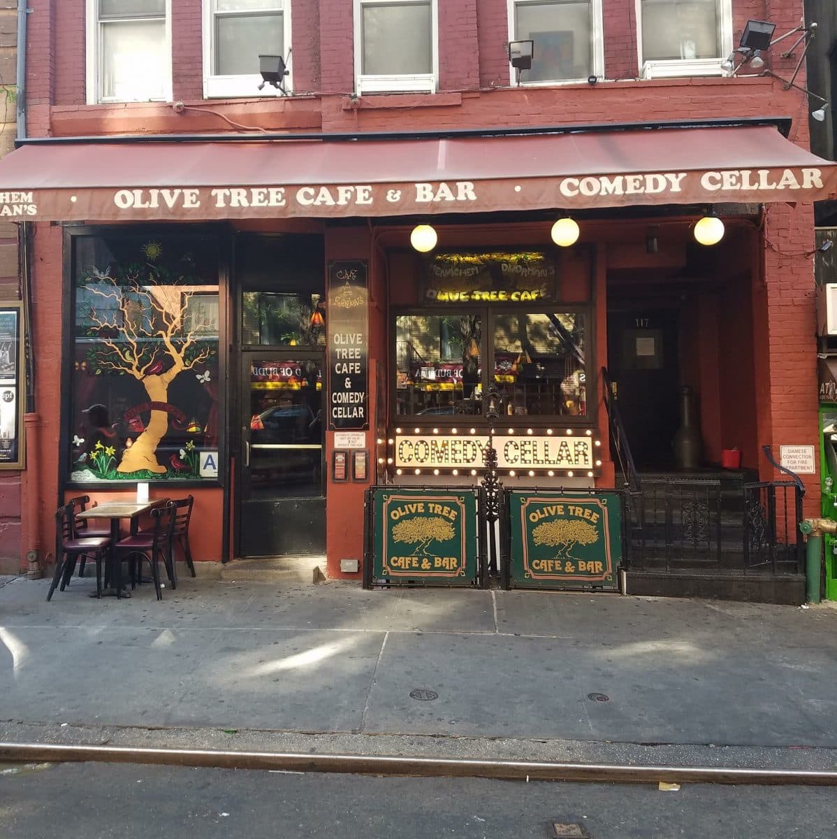 Olive Tree Cafe - Custom Draperies